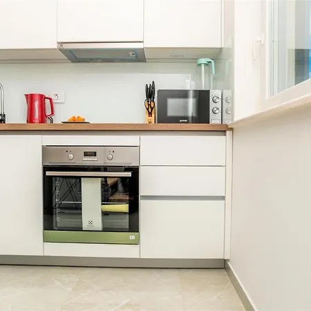 아파트 Island View