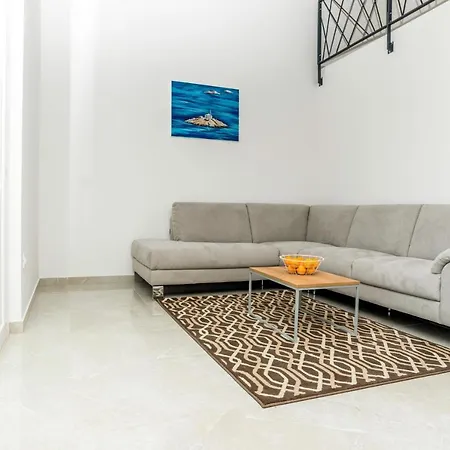 Island View Cres