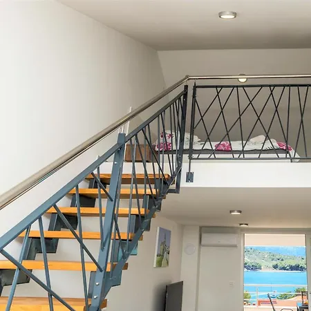 Island View * 크레스