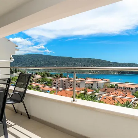 Apartment Island View Cres