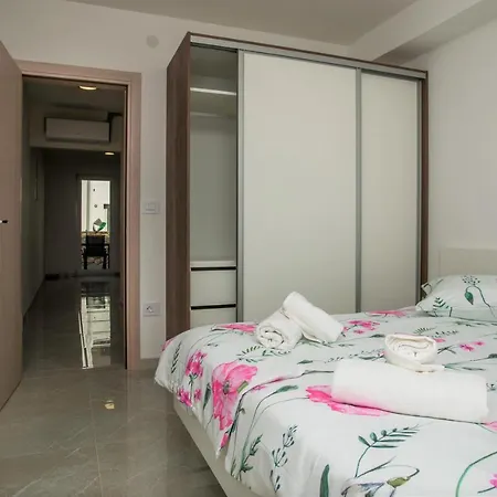 Apartament Island View